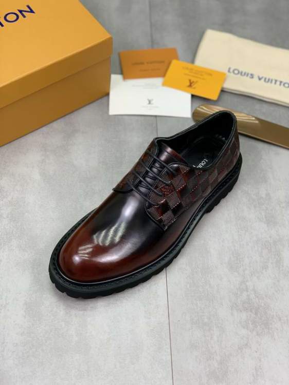 Picture of Louis Vuitton Shoes _SKULVsz38-442Cn062913870